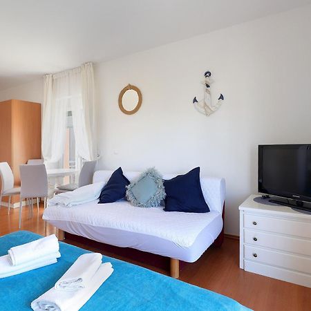 Moro Vrbnik Apartment Luaran gambar