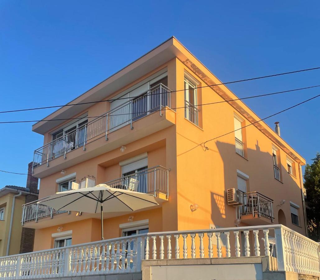 Moro Vrbnik Apartment Luaran gambar