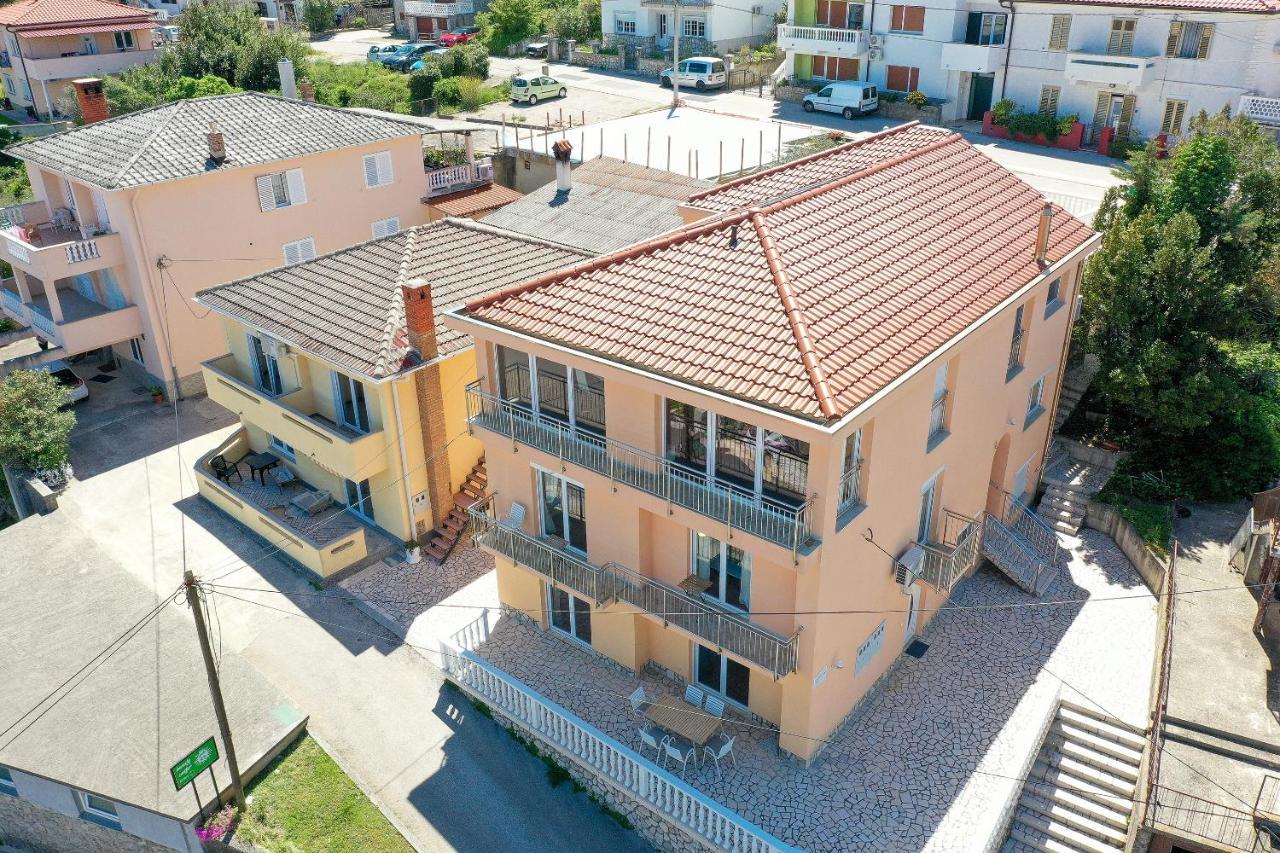 Moro Vrbnik Apartment Luaran gambar