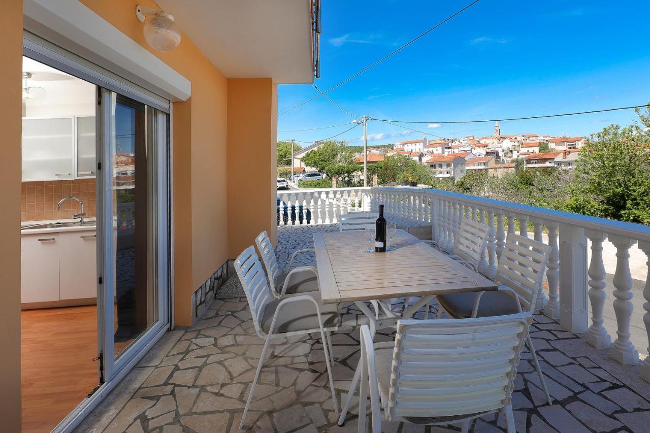 Moro Vrbnik Apartment Luaran gambar