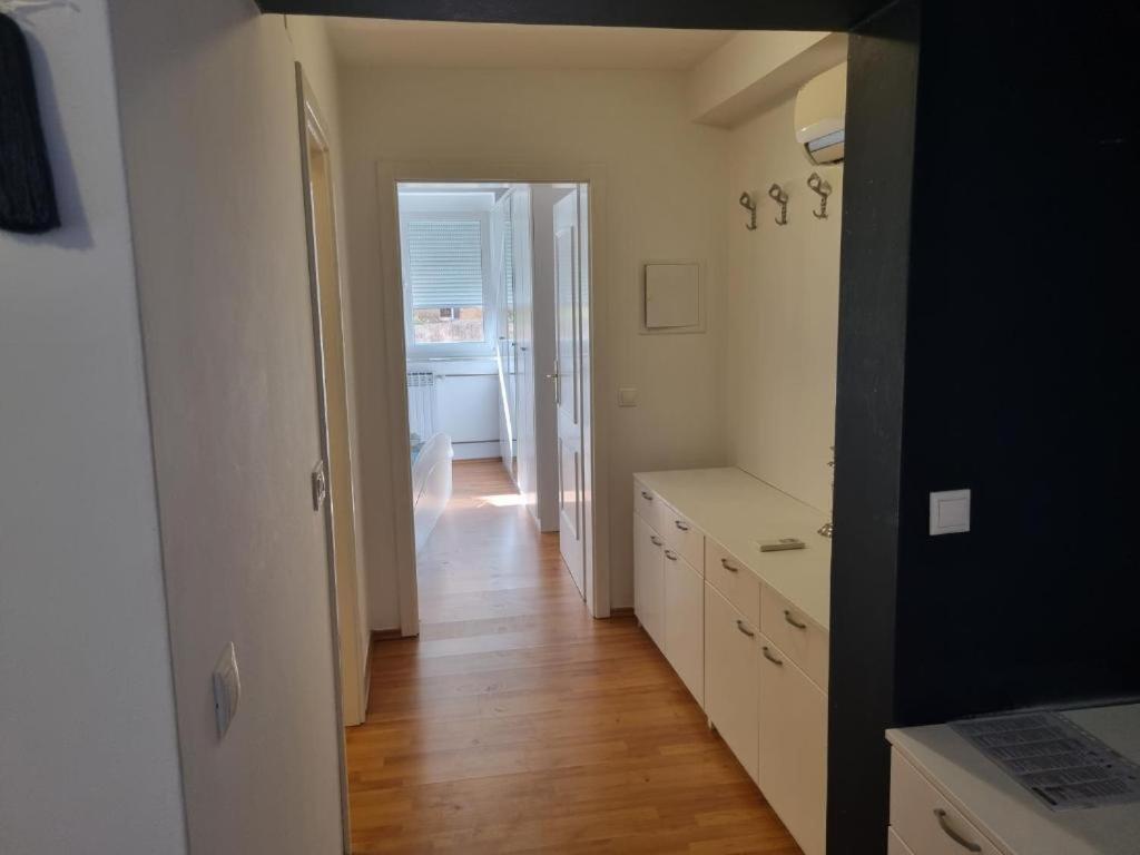 Moro Vrbnik Apartment Luaran gambar